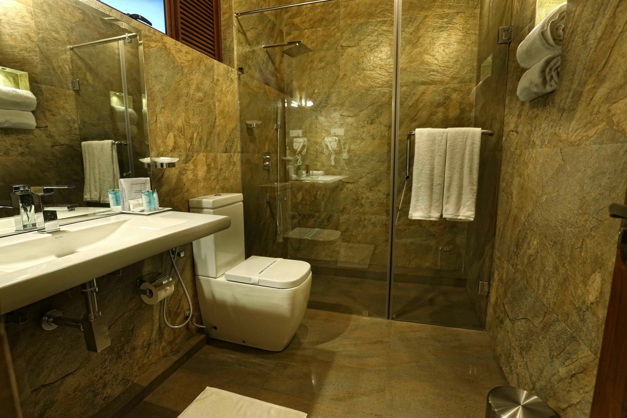 Rivora Residence Канді Екстер'єр фото