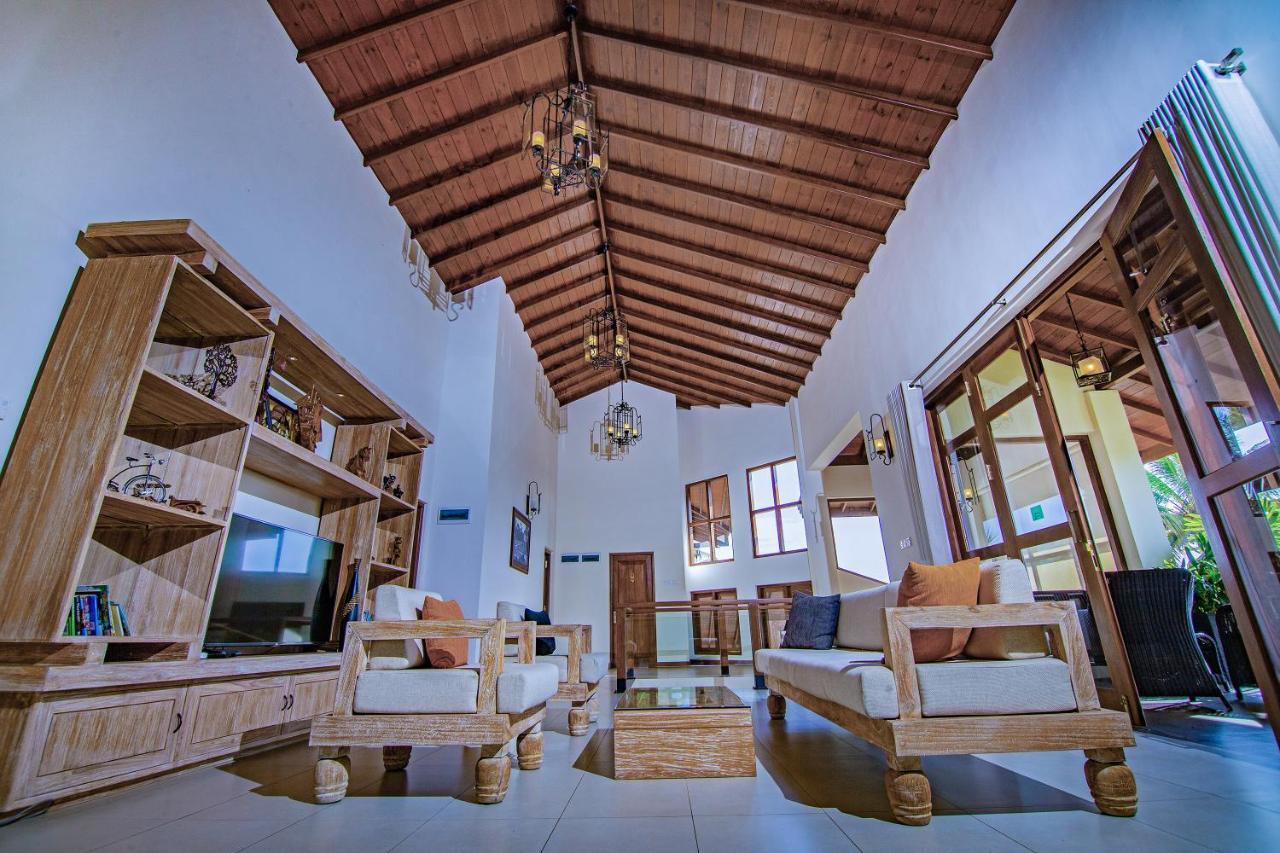 Rivora Residence Канді Екстер'єр фото